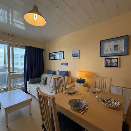 Apartment Vue - 4 Pers. - Fr-1-224c-379